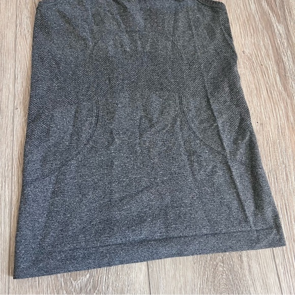Lululemon Grey Swiftly Tech Tank Top - Picture 3 of 8